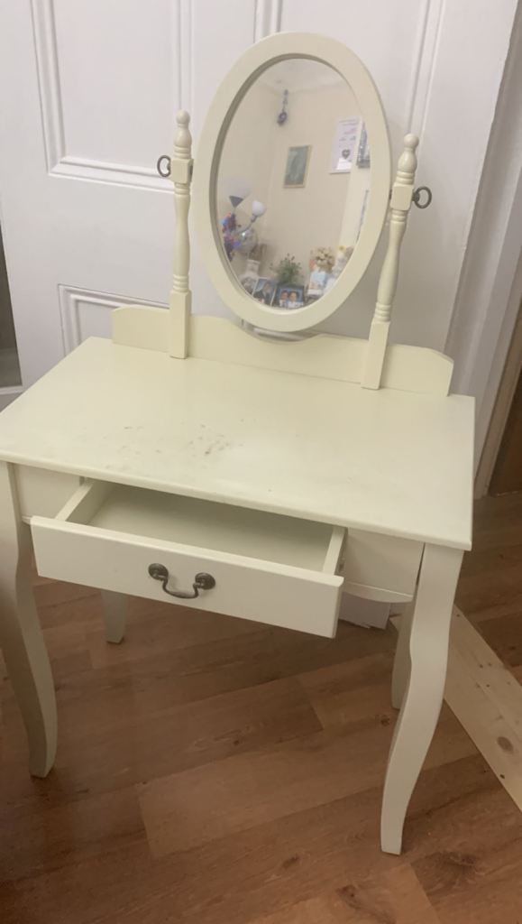 Dressing Table 