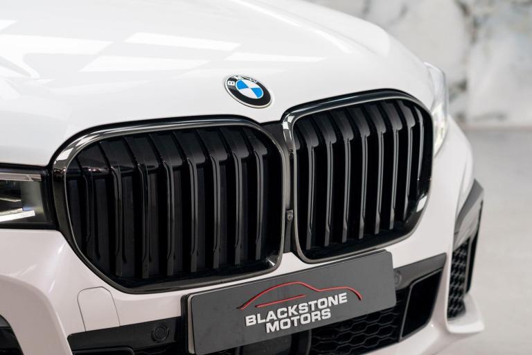  BMW 7 Series 3.0 745Le 12kWh M Sport Auto xDrive Euro 6 (s/s) 4dr Petrol/Electric Hybrid Automatic