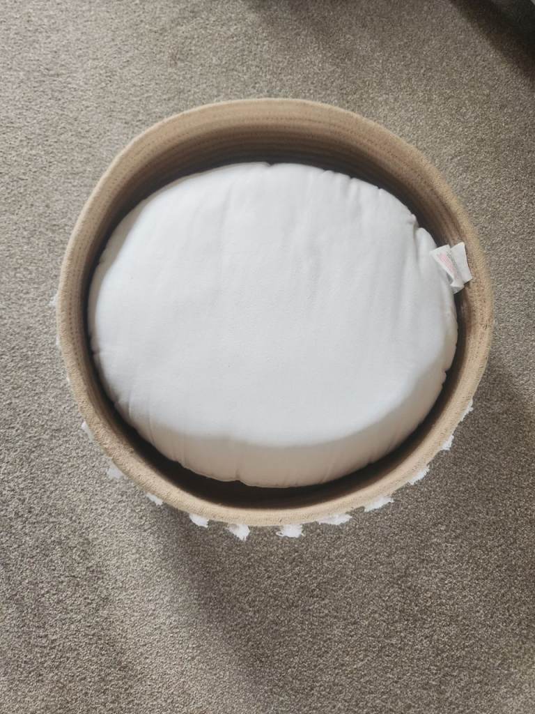 Small-medium Pet bed