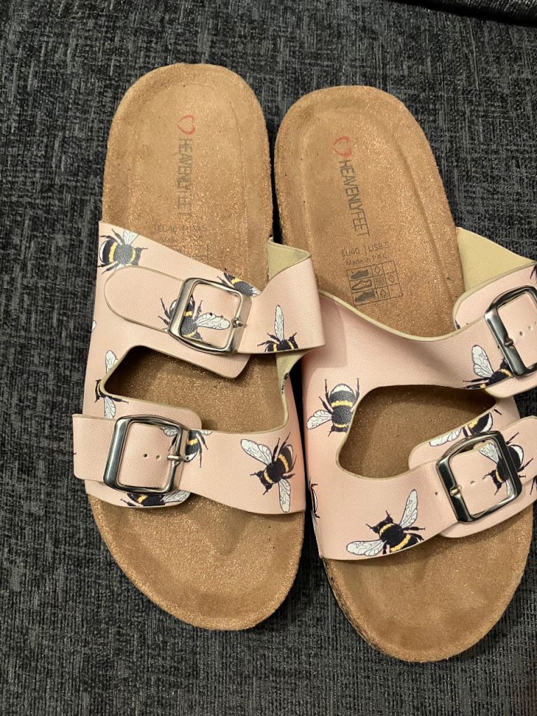 Heavenly Feet Bumblebee Sandals NEW size 40