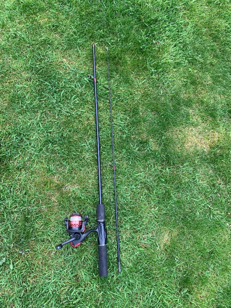 Children’s 2 piece fishing rod and reel kid child bait lure spin fun