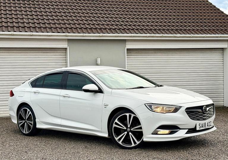2018 Vauxhall Insignia 2.0 Turbo D BlueInjection SRi VX Line Nav Grand Sport Euro 6 (s/s) 5dr HAT...