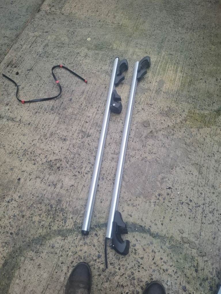 Roof rack for cars with rails 