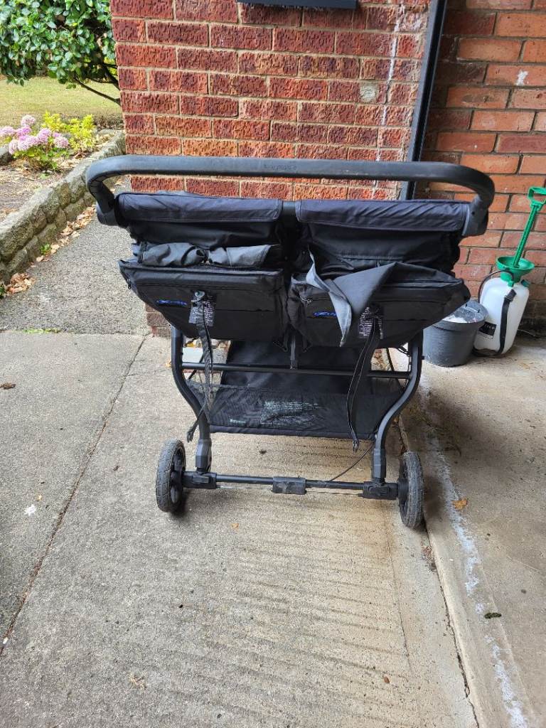 Baby Jogger City Mini GT2 Double Pushchair - Black, Good Condition