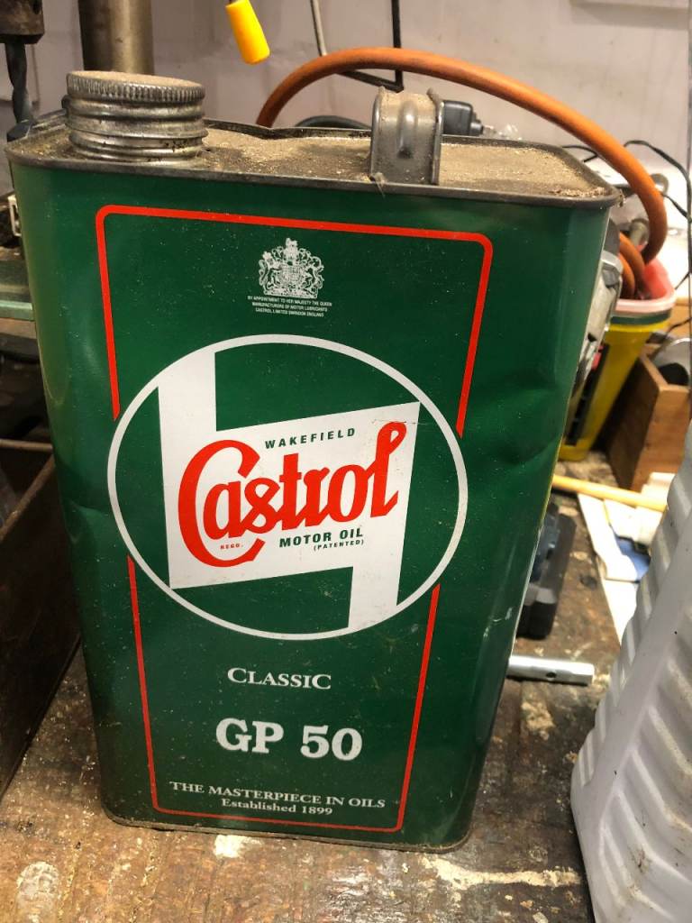 Castrol GP50 vintage car engine oil 2.5 litres in 'olde skool' green 1 gallon Wakefield Castrol can!