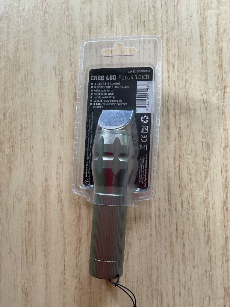ULTRA-BRIGHT LED ALUMINIUM TORCH