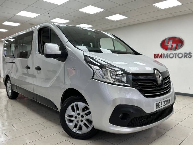 2017 Renault Trafic LL29 ENERGY dCi 125 Sport Nav 9 Seater MPV DIESEL Manual
