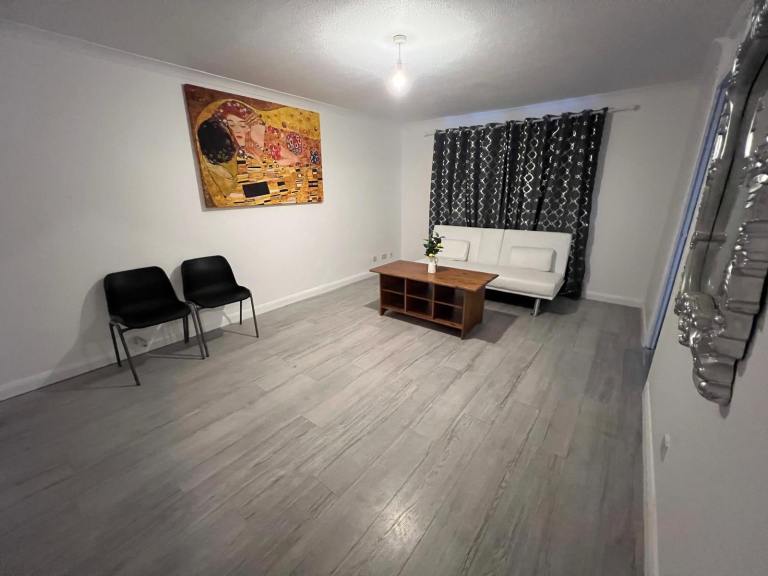 2 Bedroom Flat in Heston 