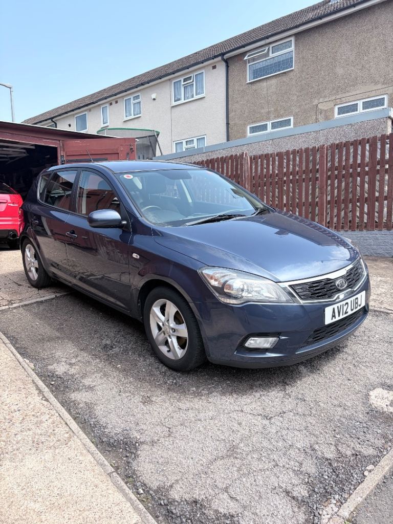 Kia, CEED, Hatchback, 2012, Manual, 1582 (cc), 5 doors