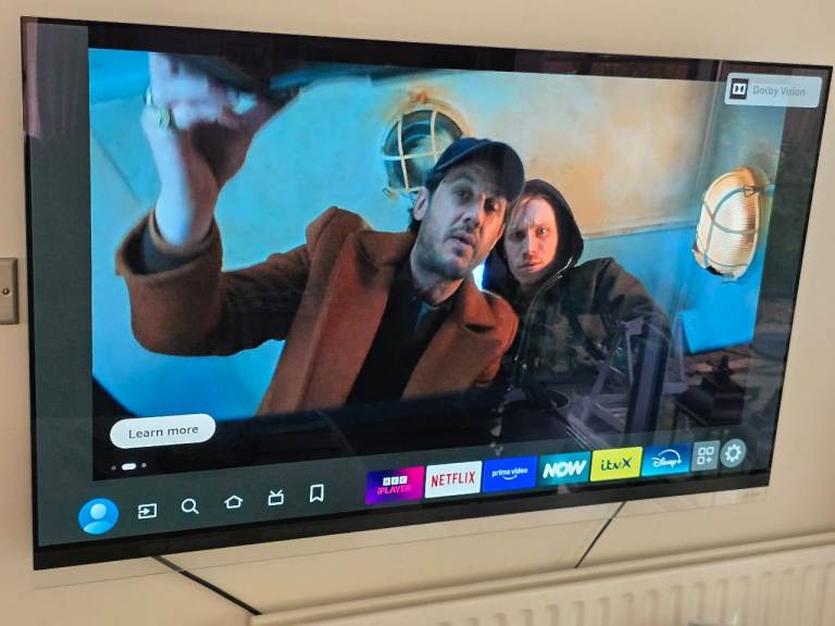 LG OLED TV - E9 55" - high spec model, boxed with remote, stand etc