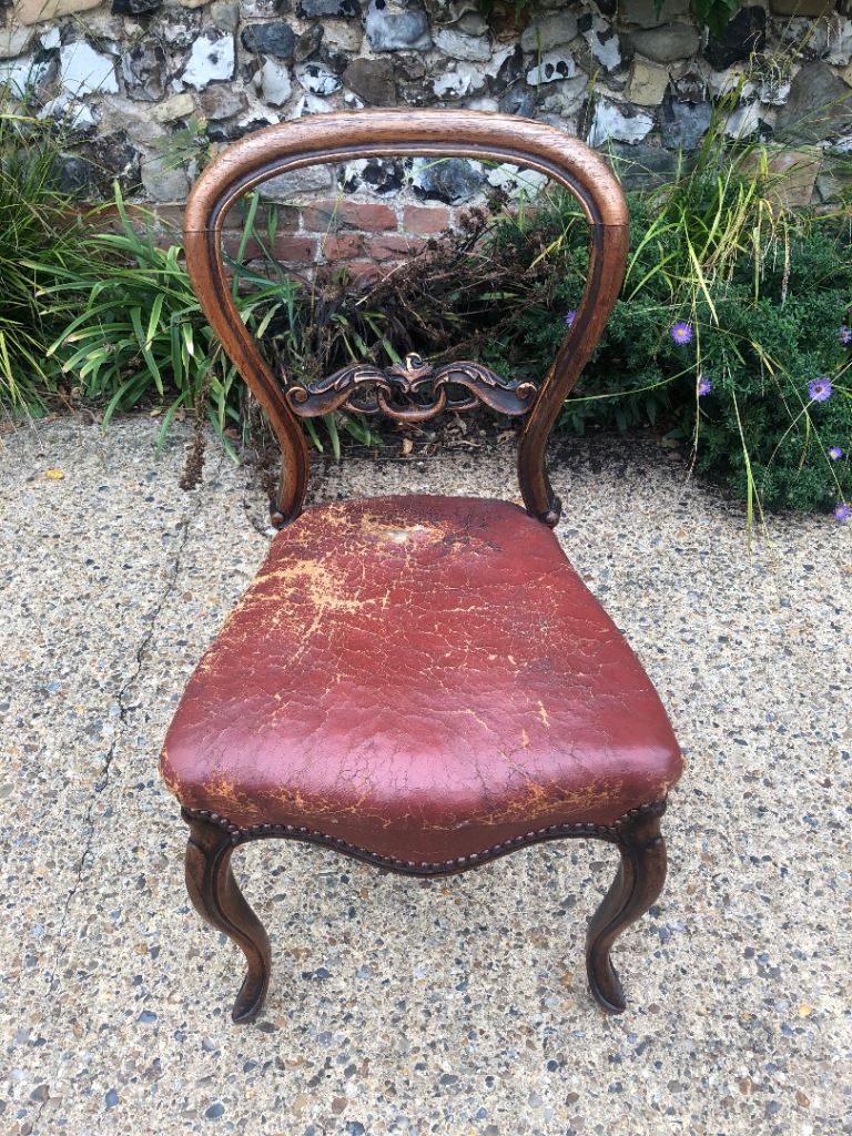 Antique Oak Victorian Balloon Back Chair