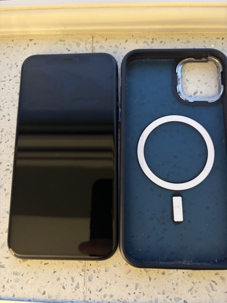 iPhone 11 Black 64gb Unlocked 