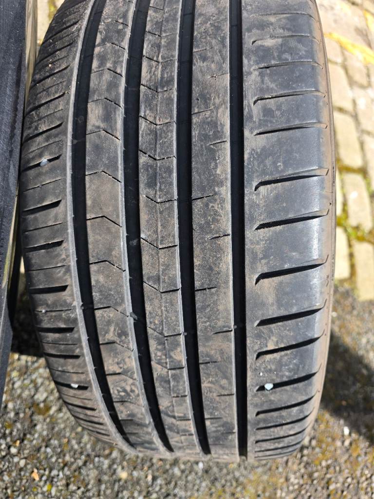 245/40/ZR18 TYRES