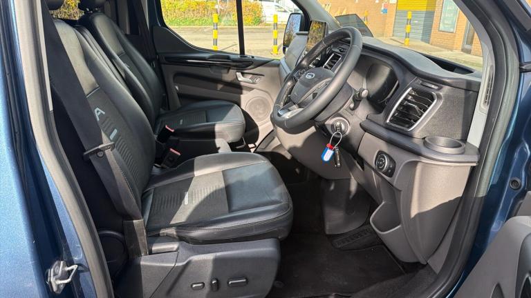 2021 Ford Transit Custom 320 L1 Diesel Fwd 2.0 EcoBlue 170ps Low Roof D/Cab Active Van Auto Crew ...