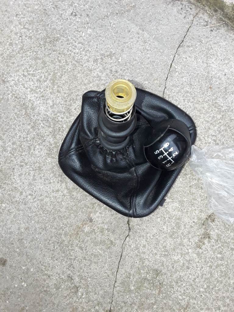 Ford transit 2007 MK7 gear knob and cover