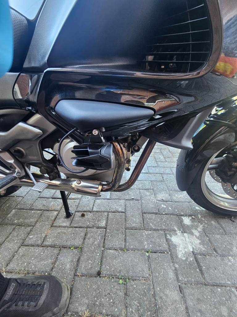 Honda Deauville NT700V 2011 low mileage