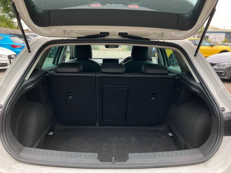 2025 SEAT Leon 1.0 eTSI FR 5dr DSG Hatchback PETROL Automatic