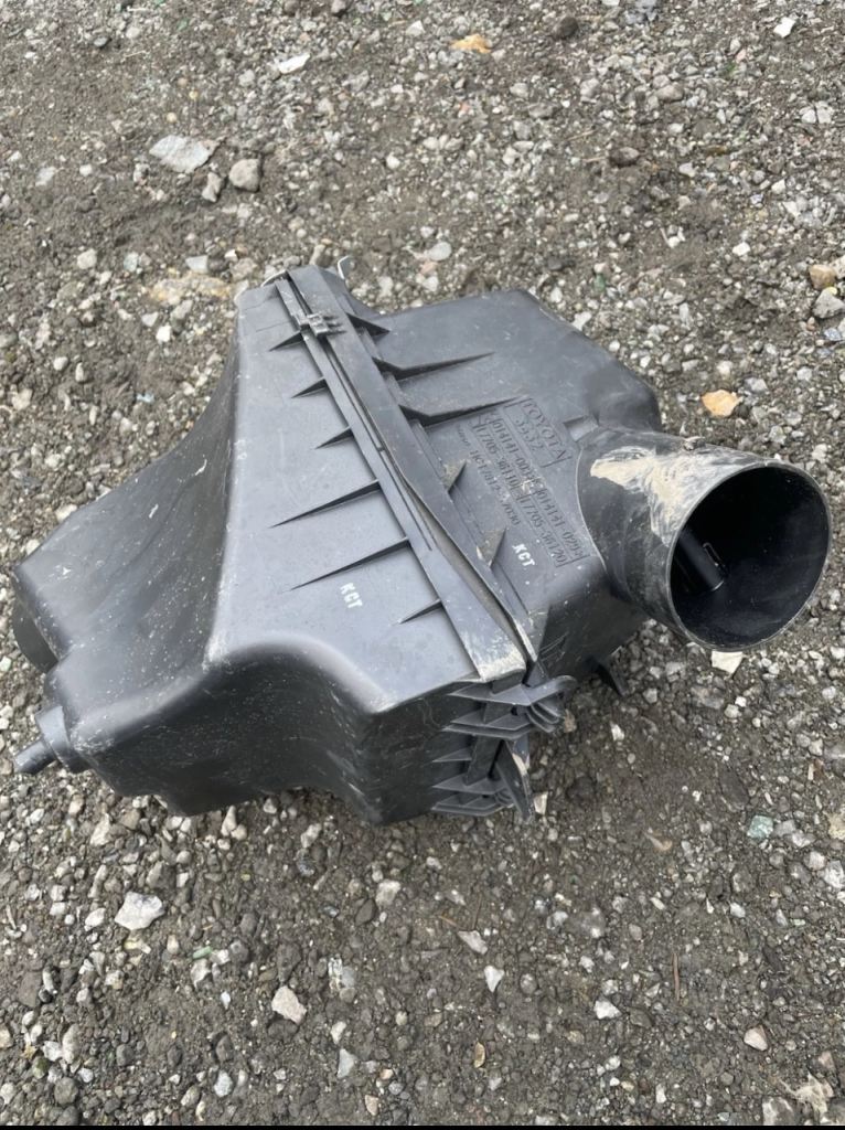 Lexus NX 300H 2021 Air Filter Box