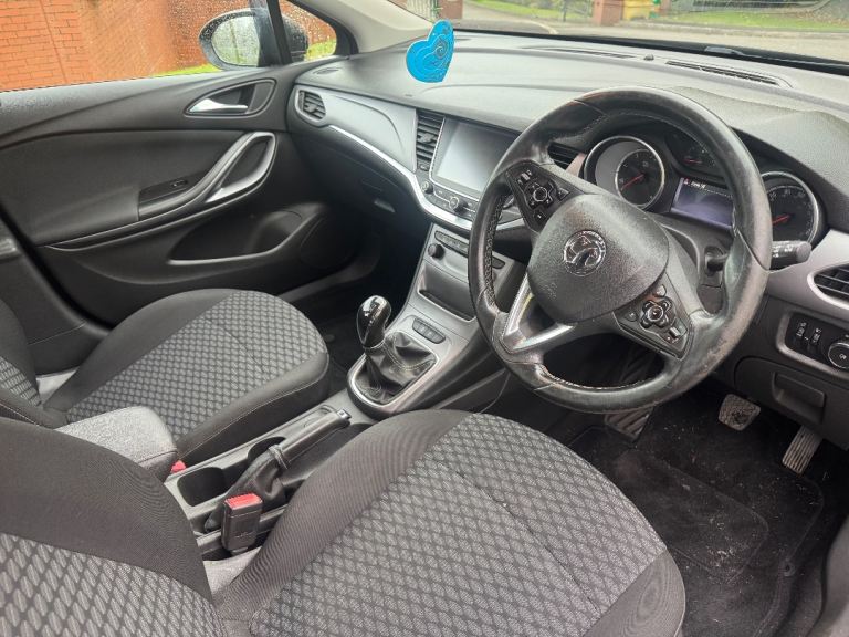 £1800 NO OFFERS BARGAIN CHEAP CAR Vauxhall, ASTRA, Hatchback, 2016, Manual, 1598 (cc), 5 doors