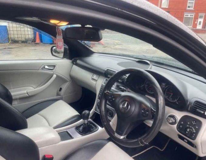 Mercedes-Benz, CLC, Coupe, 2010, Manual, 2148 (cc), 3 doors