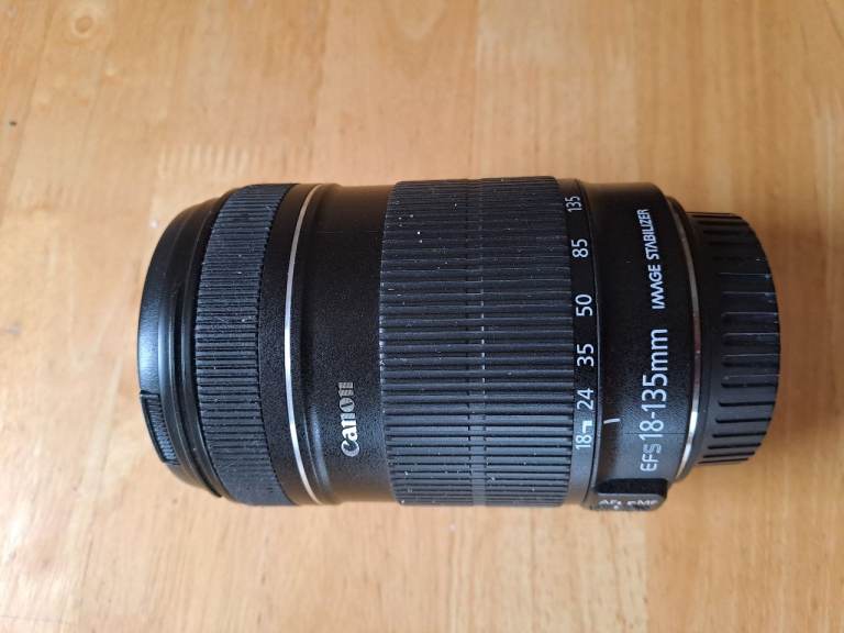 CANON EF-S 18-135mm IS-LENS
