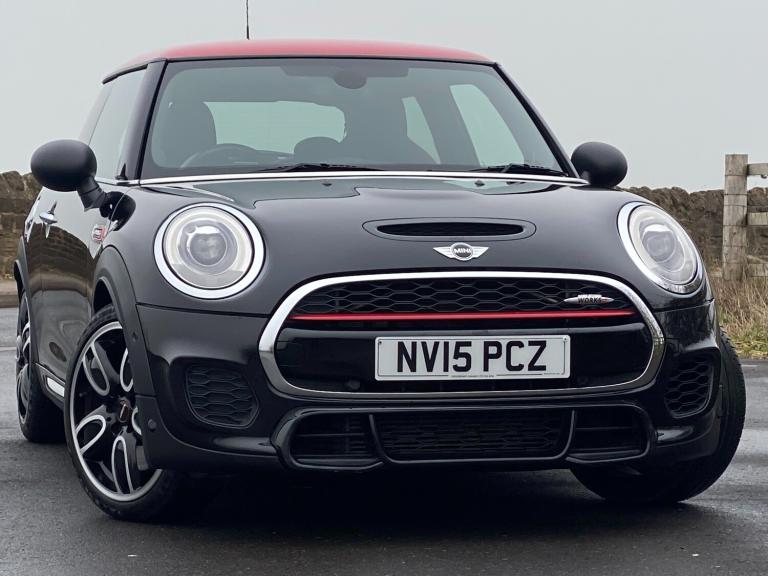 2015 MINI Hatch 2.0 John Cooper Works Auto - Harman Kardon &amp; Media Pack XL &amp; Heated Seats...