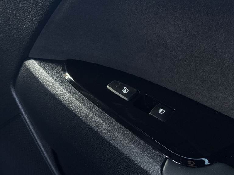 2025 Kia Sportage 1.6T GDi 207 HEV GT-Line S 5dr Auto AWD SUV PETROL/ELECTRIC Automatic