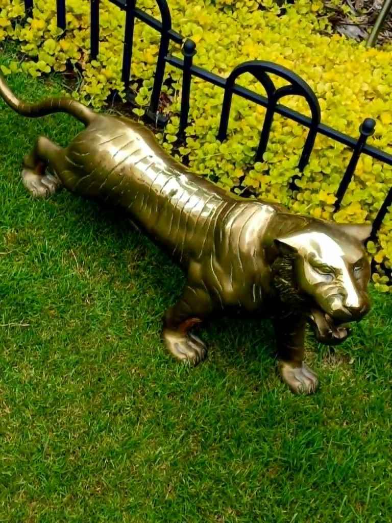 LARGE VINTAGE BRASS CASTINGS ... BENGAL TIGER & BIRD OF PREY 