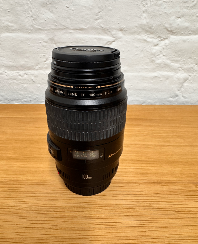 Canon EF 100mm f/2.8 USM Macro