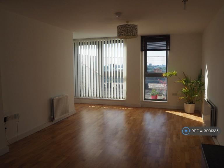 2 bedroom flat in Edgar Myles House, London, E16 (2 bed) (#3001335)