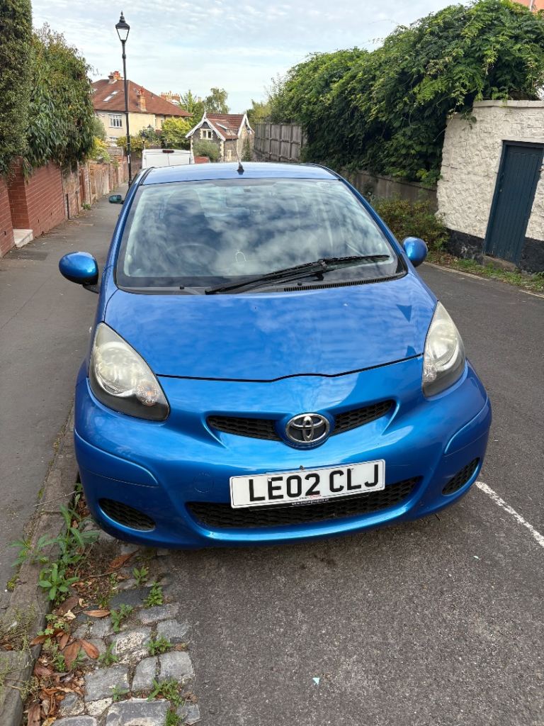 Toyota, AYGO, Hatchback, 2011, Manual, 998 (cc), 5 doors
