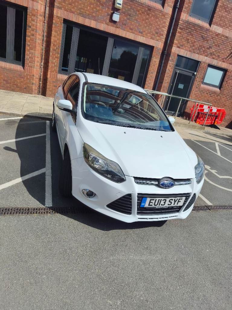 Ford, FOCUS, Hatchback, 2013, Semi-Auto, 1596 (cc), 5 doors