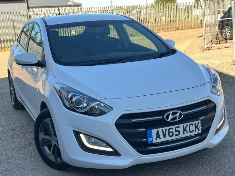 2015 Hyundai i30 1.6 CRDi Blue Drive SE DCT Euro 6 (s/s) 5dr Hatchback Diesel Automatic