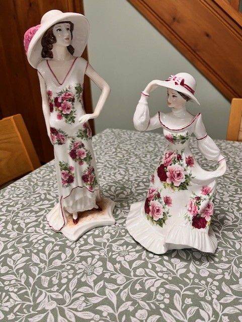 English Fine Bone China Figurines MANHATTAN NEW YORKER & JESSICA