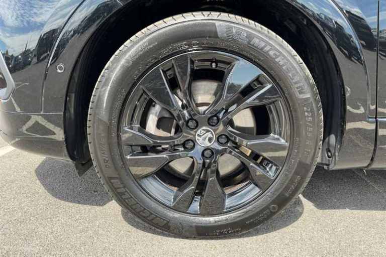 2022 Vauxhall Grandland 1.6 Hybrid GS Line 5dr Auto HATCHBACK PETROL/ELECTRIC Automatic