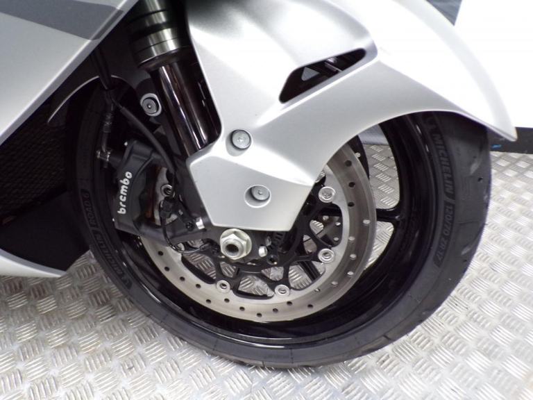 2021 SUZUKI GSX1300R HAYABUSA - 4001 MILES ONLY