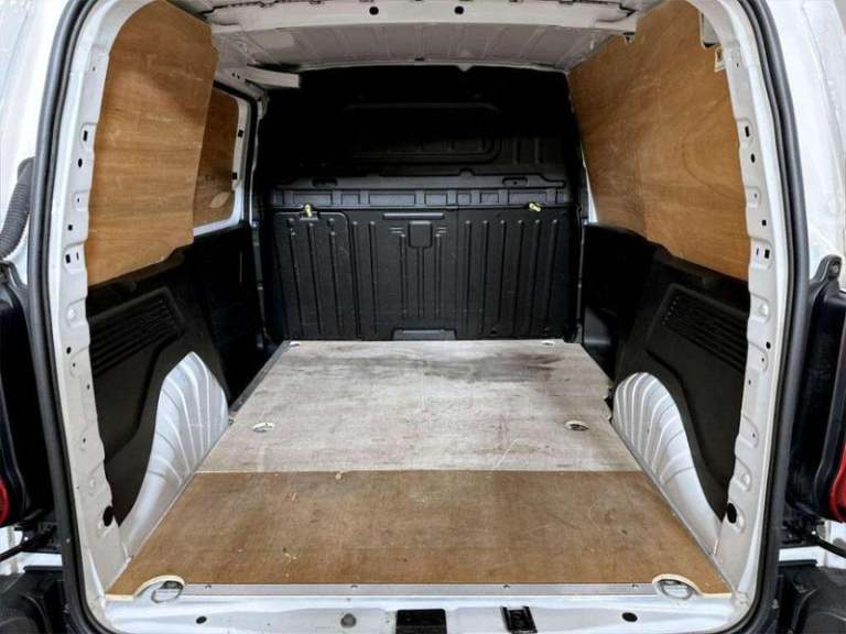 2022 Peugeot Partner M 136 Auto L1H1 SWB 50Kwh Battery Manual Panel Van Diesel Manual