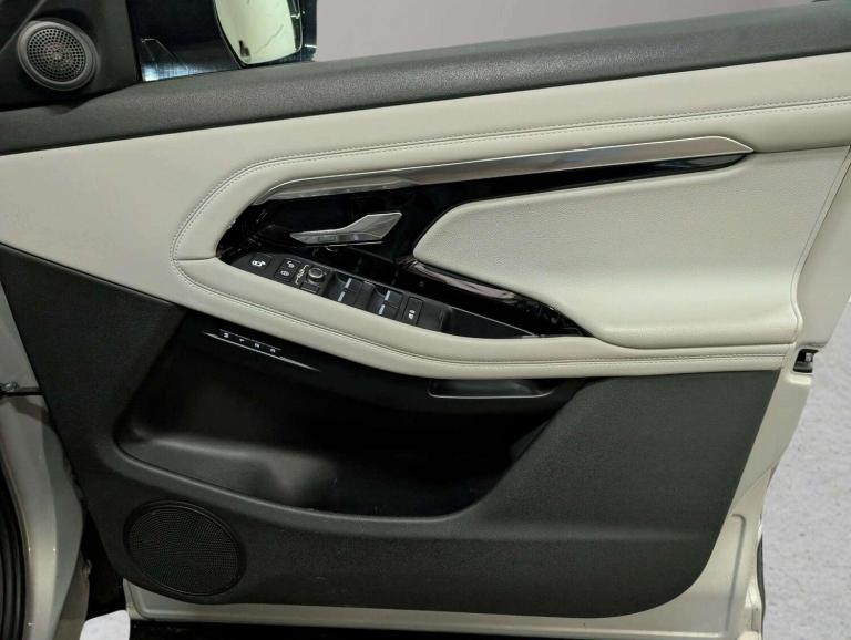 2020 Land Rover Range Rover Evoque 2.0 D180 MHEV R-Dynamic SE Auto 4WD Euro 6 (s/s) 5dr ESTATE Di...