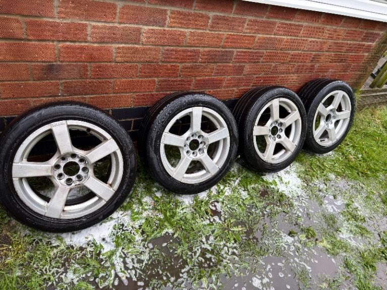 15 inch Fox Racing Multifit alloy wheels 4x100 and 4x108