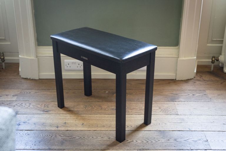 Yamaha Piano Stool – Black, Good Condition