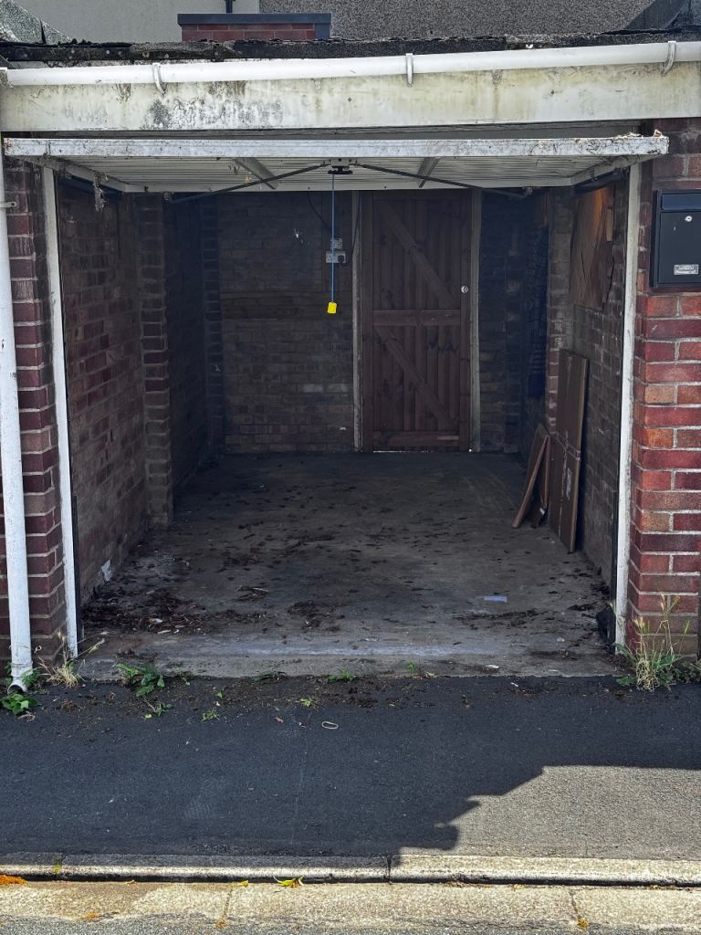 Garage for rent Bristol old market Bristol 