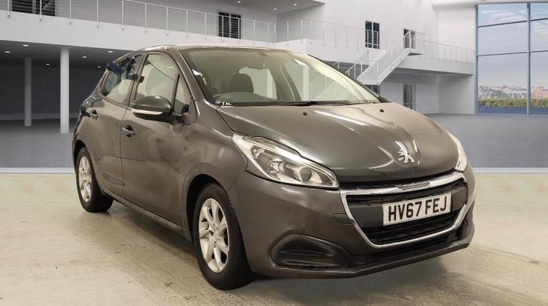2017 Peugeot 208 1.2 PureTech 82 Active 5dr JUST 16k ULEZ COMPLIANT CATS HATCHBACK Petrol Manual