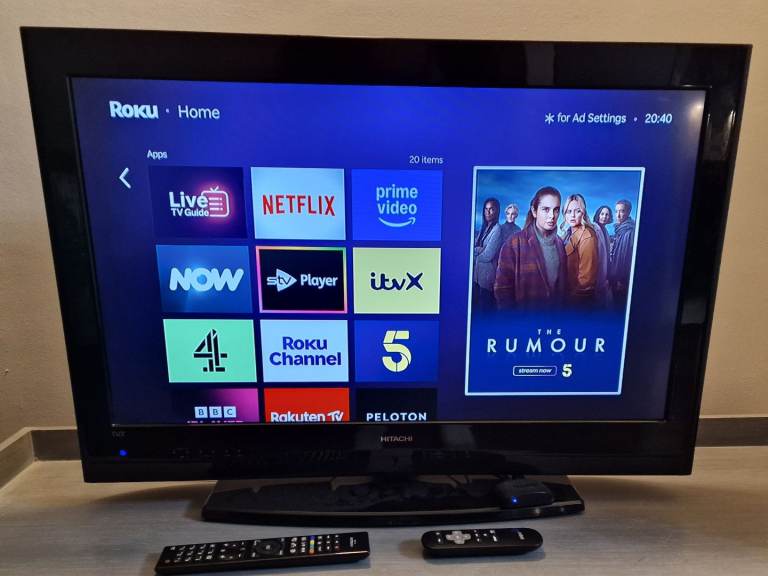 32 Inch TV Digital Freeview with Roku Smart Stick