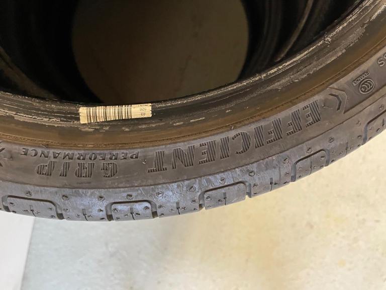 3x Goodyear efficient grip tyres