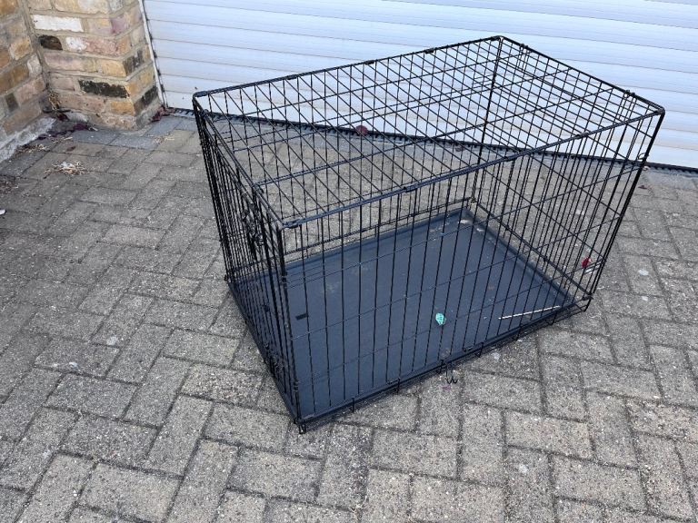 Dog crate 