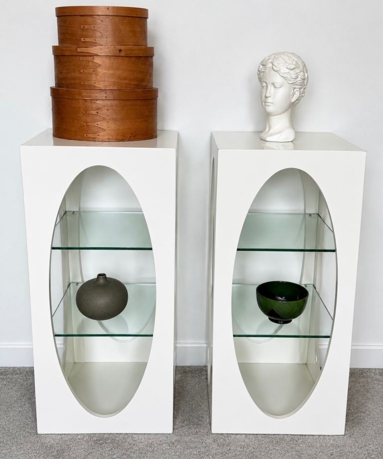£25 Bargain!Beautiful  vintage retro mid century display cabinets 