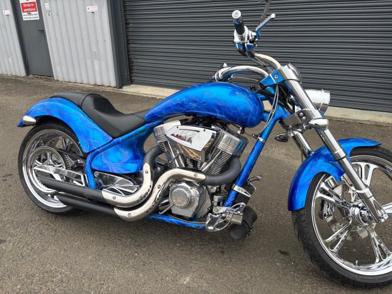 Harley-Davidson FLSTC