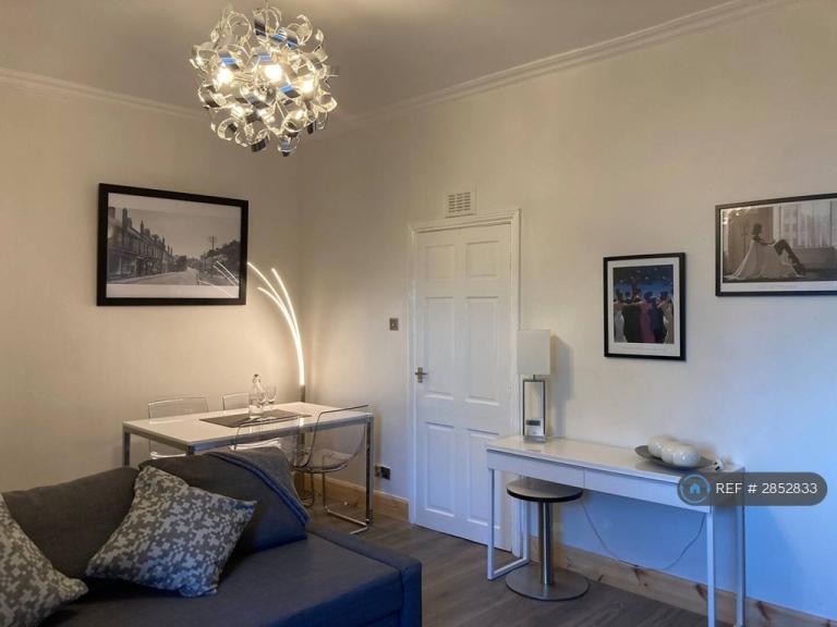 1 bedroom flat in Newmills, Newmills, Dunfermline, KY12 (1 bed) (#2852833)