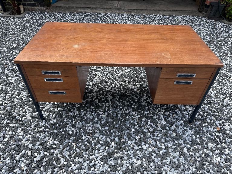 Vintage Wooden Desk with Drawers – Fair Condition