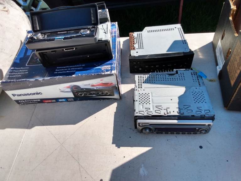 car rado's/CD player